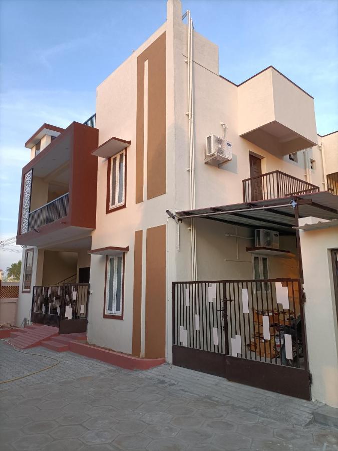 Doctor'S Homestay Tiruvannamalai Ngoại thất bức ảnh