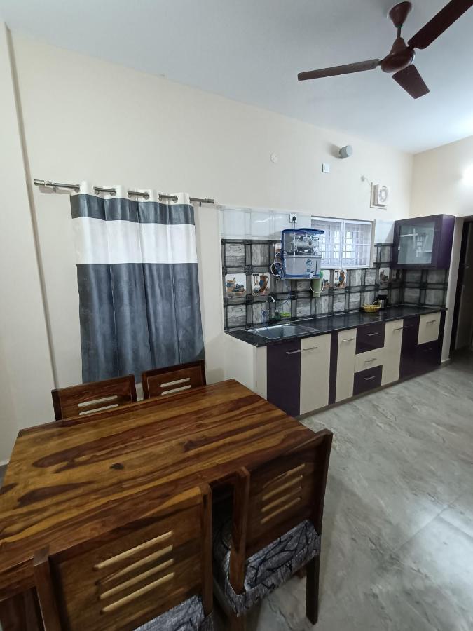 Doctor'S Homestay Tiruvannamalai Ngoại thất bức ảnh